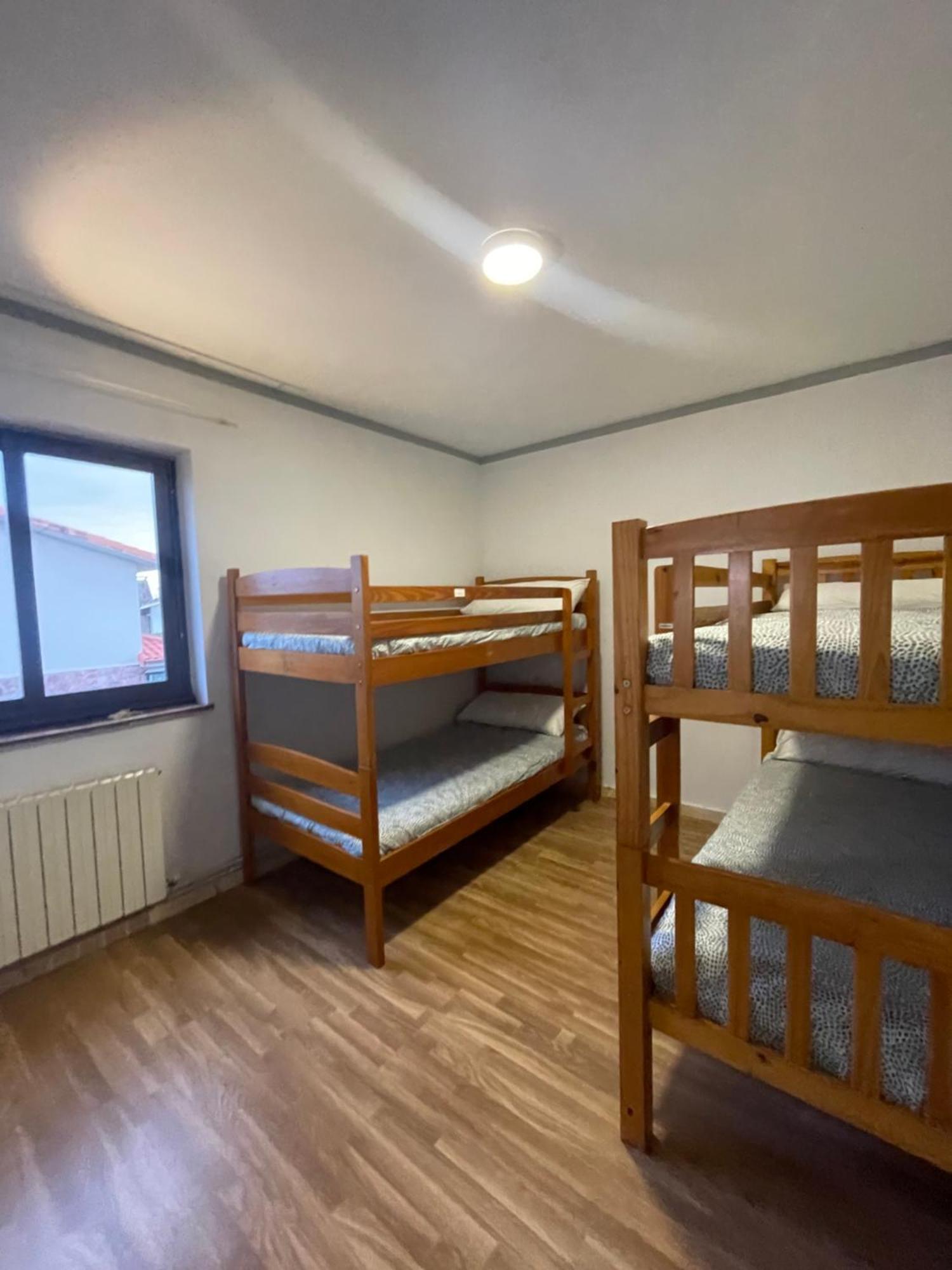 Eco-Hostel La Casa Verde Поо-де-Льянес Экстерьер фото