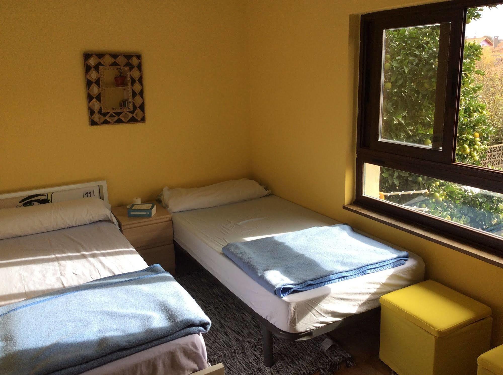 Eco-Hostel La Casa Verde Поо-де-Льянес Экстерьер фото